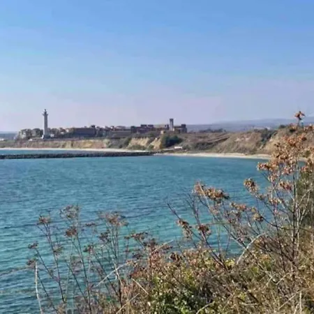 1 Bed Apt, Close To ラヴダ