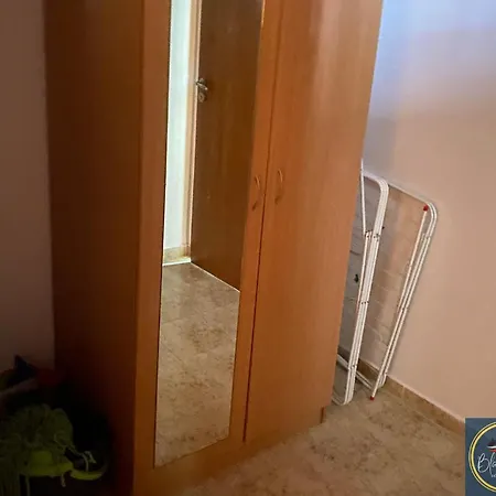 1 Bed Apt, Close To Lejlighed Ravda