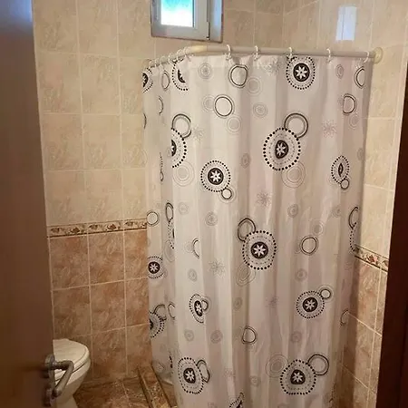 1 Bed Apt, Close To Lägenhet Ravda