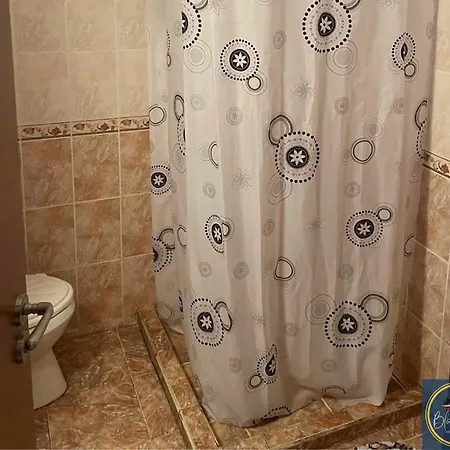 1 Bed Apt, Close To דירה *